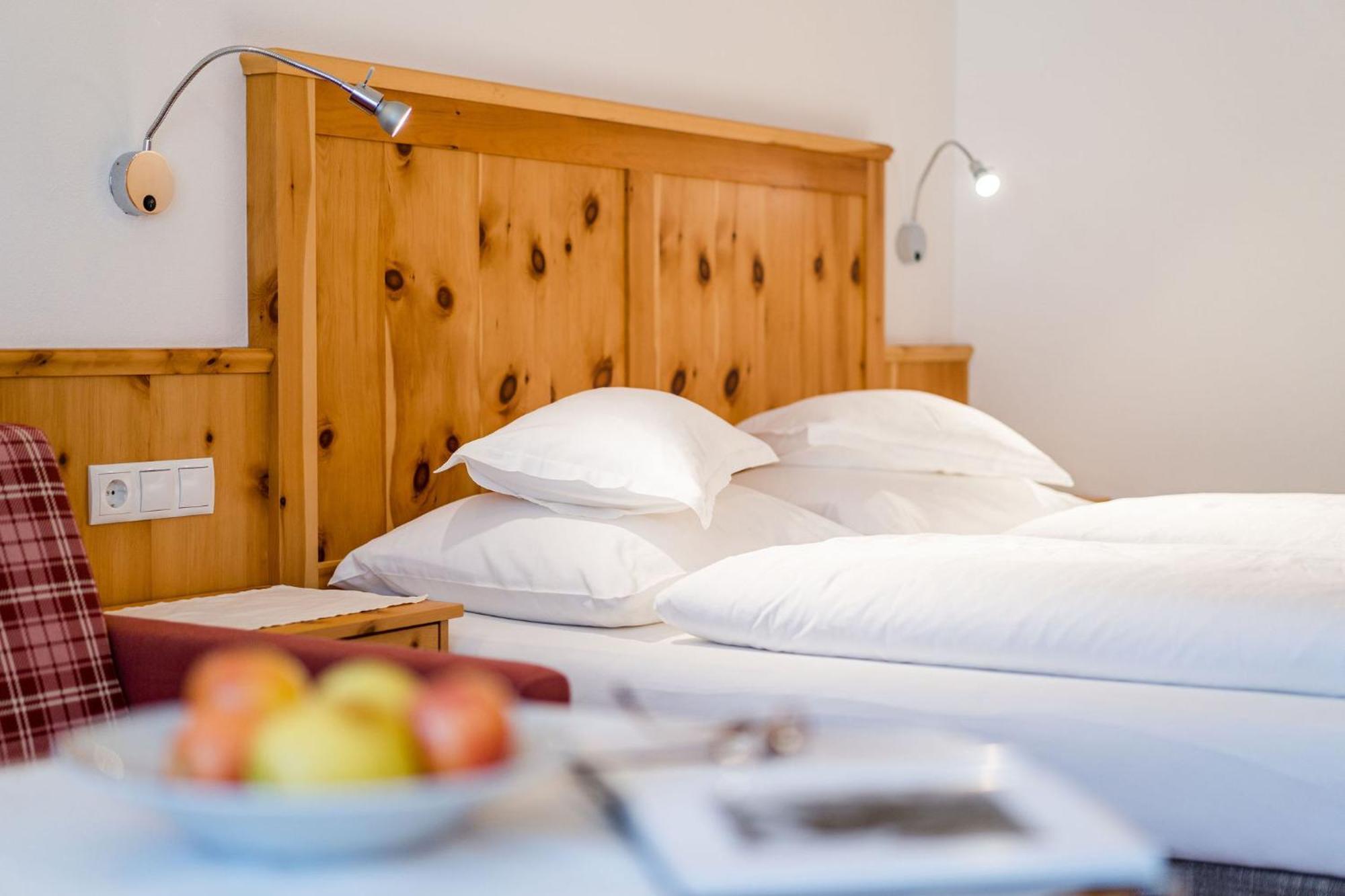 Hohe Gaisl Hotel Брайес Екстериор снимка